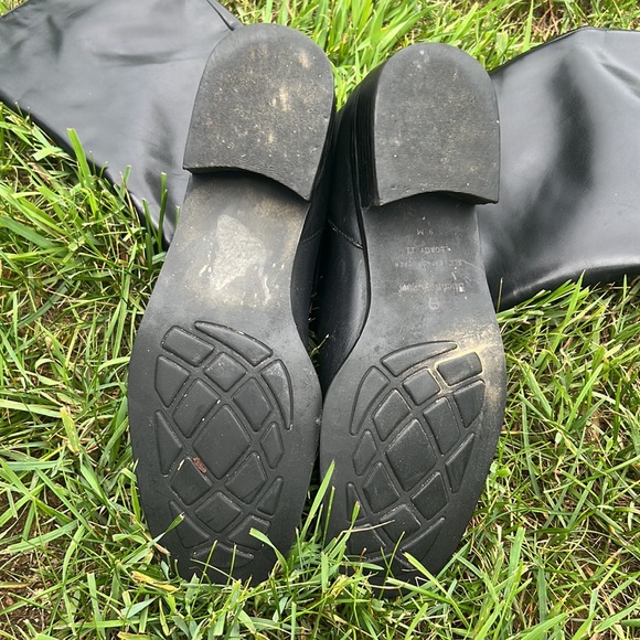 ETIENNE AIGNER black leather boots - Picture 3 of 5